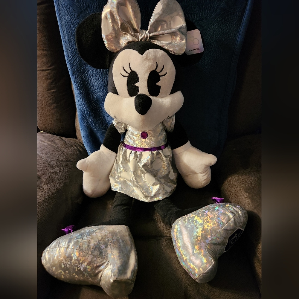 DISNEY 100 YEARS OF WONDER 30" MINNIE MOUSE PLUSH NEW